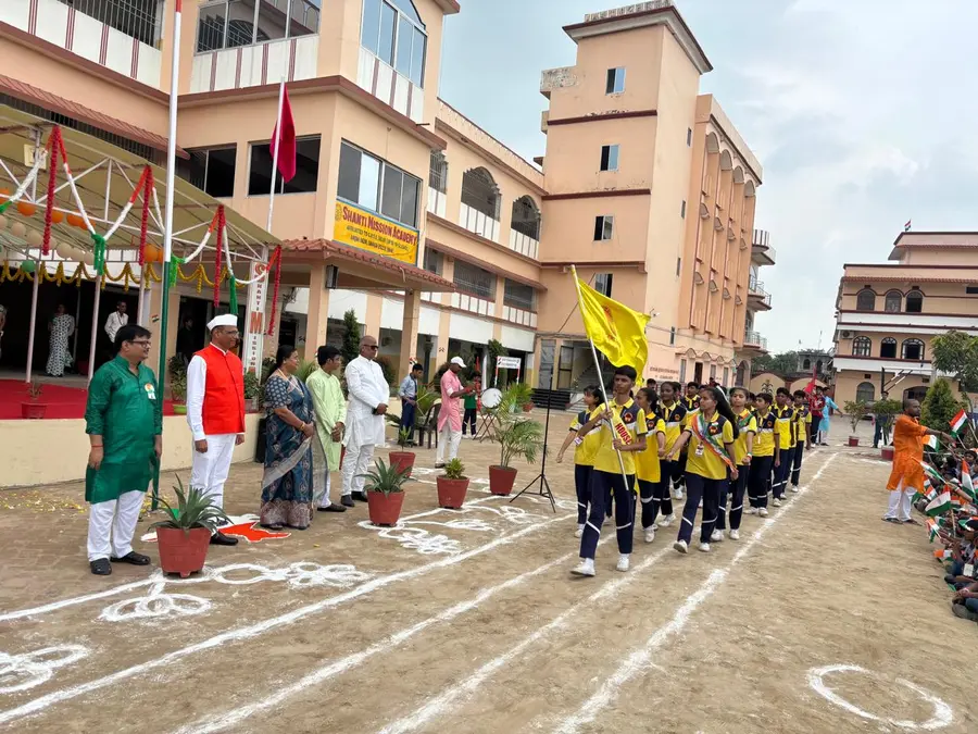 The flag party leads the parade